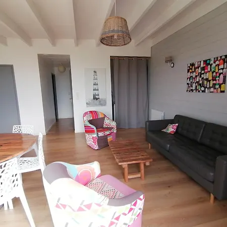 Maison A 100 M De La Plage, Port Et Commerces A Pieds -les De Rhuys *